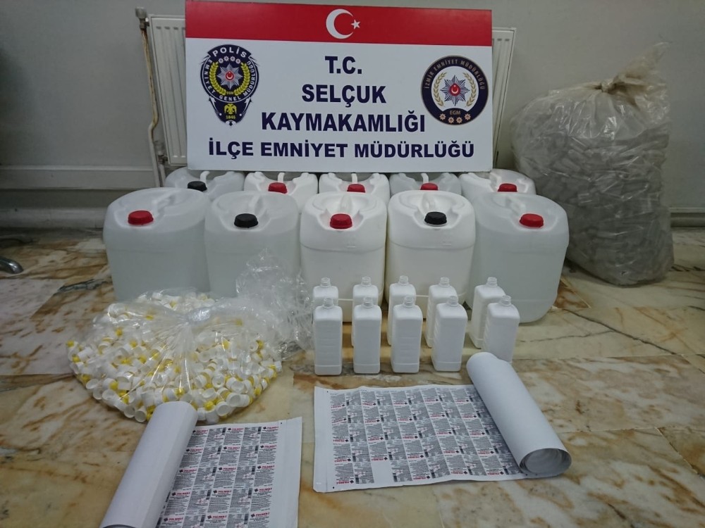 Araç bagajında 300 litre bandrolsüz dezenfektan yakalandı 