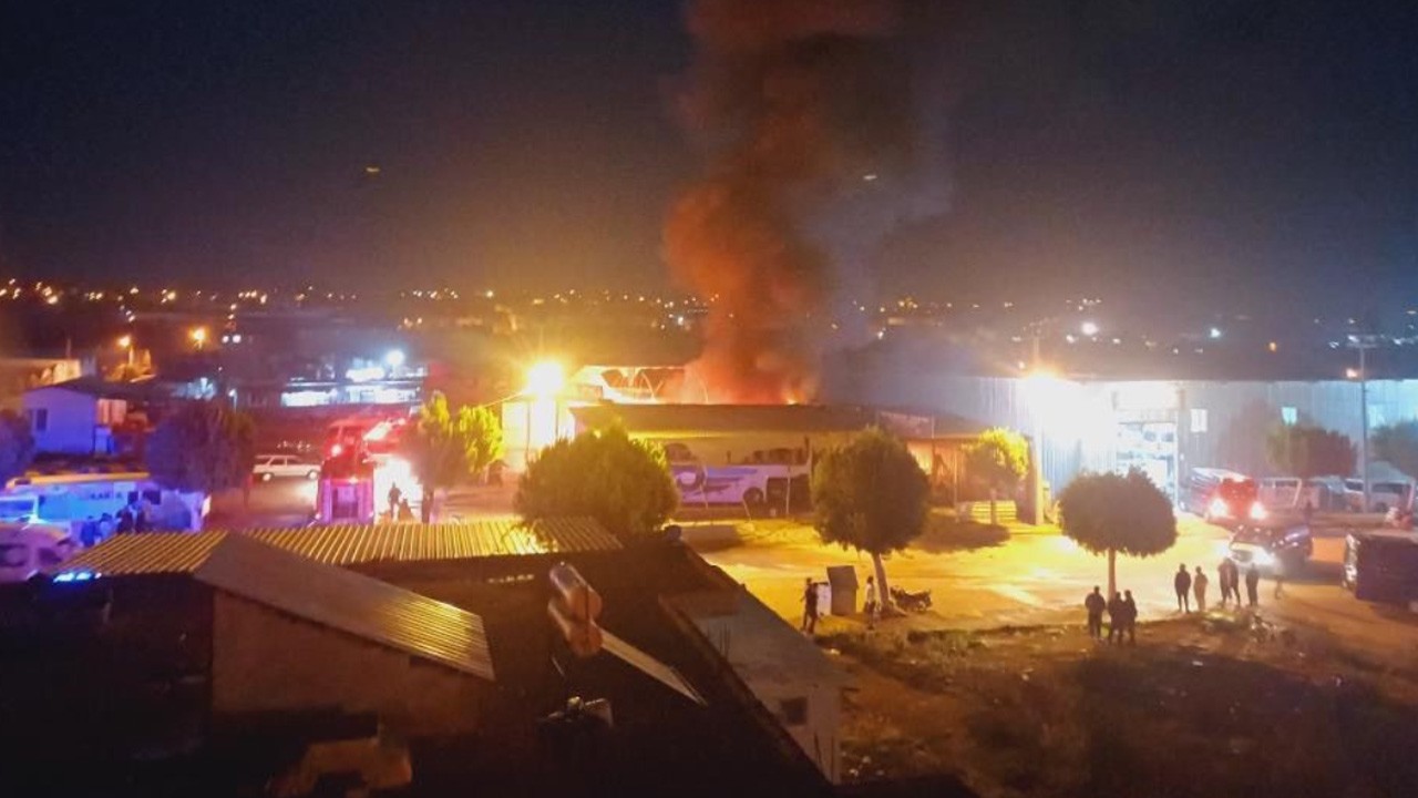 Araç boyama atölyesinde yangın! 24 yaşındaki genç feci şekilde hayatını kaybetti