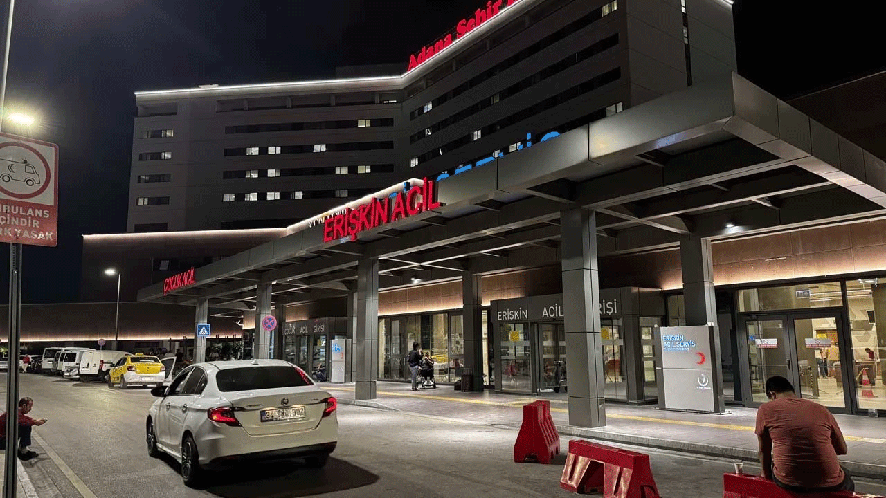 Araç park etme kavgası faciayla bitti: Baba öldü, kızı yaralandı