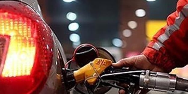 Araç sahipleri dikkat: Akaryakıt fiyatları ile ilgili büyük şok Motorine zam geliyor! Satış fiyatı hesaplaması değişti!