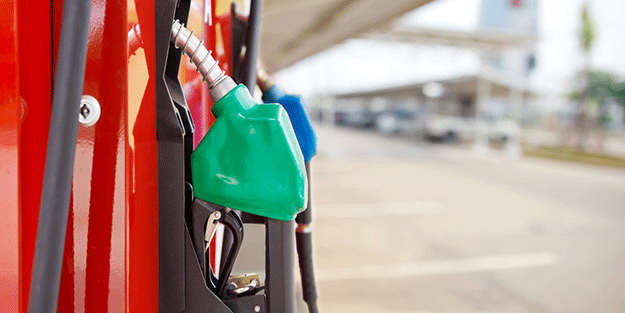 Araç sahipleri dikkat! Akaryakıt fiyatlarına indirim geliyor, rakam belli oldu