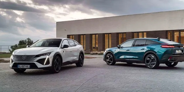 Araç sahipleri dikkat! Peugeot 2008 artık favori değil! Yeni Peugeot 408 Türkiye'de satışa sunuldu: Fiyatı ve özellikleri