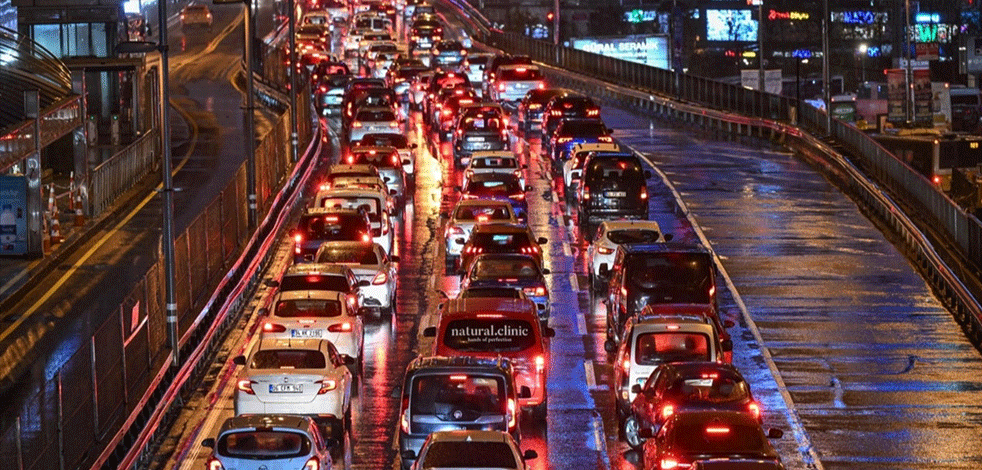 Araç sahipleri dikkat! Zam geliyor, tarih verildi