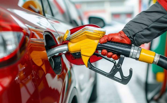 Araç sahiplerine gece yarısı müjdesi! Benzin ve motorine çifte zam iptal edildi