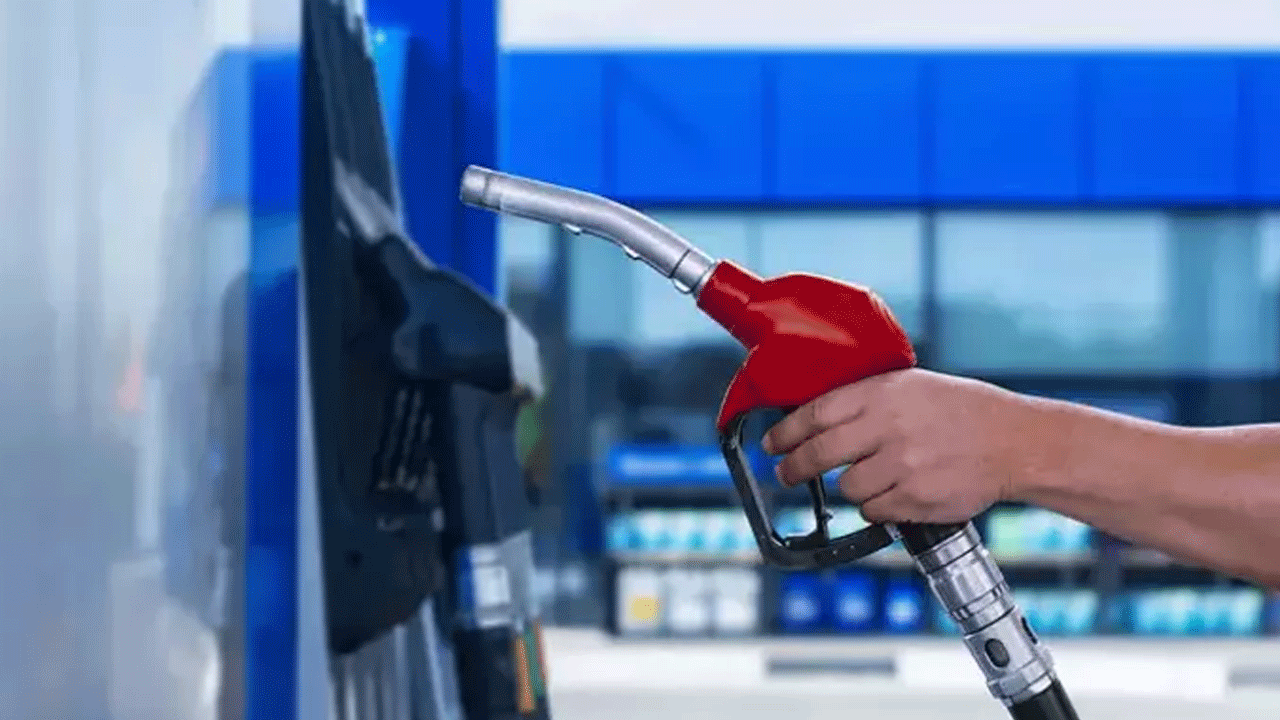 Araç sahiplerine kötü haber: Benzine zam yapıldı!