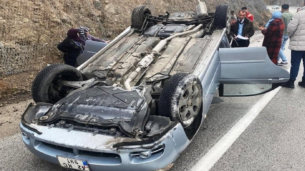 Araç takla attı! Maç sahada değil yolda ertelendi