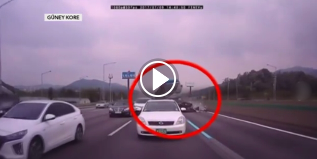 Araç teneke gibi ezildi!