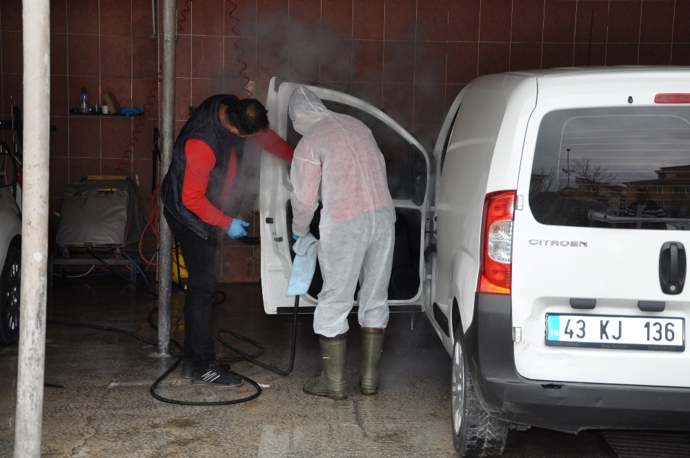 Araç yıkama istasyonundan ücretsiz dezenfeksiyon hizmeti 