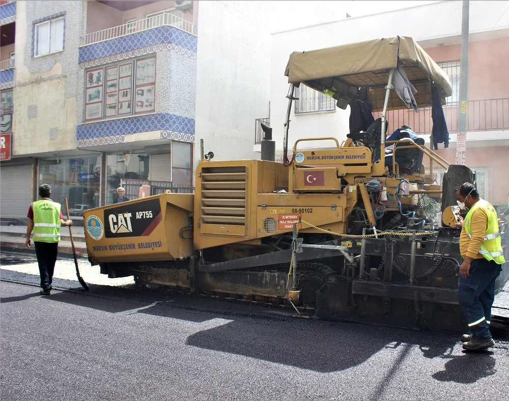 Araç yoğunluğu azaldı, işlek caddeler asfaltlandı 