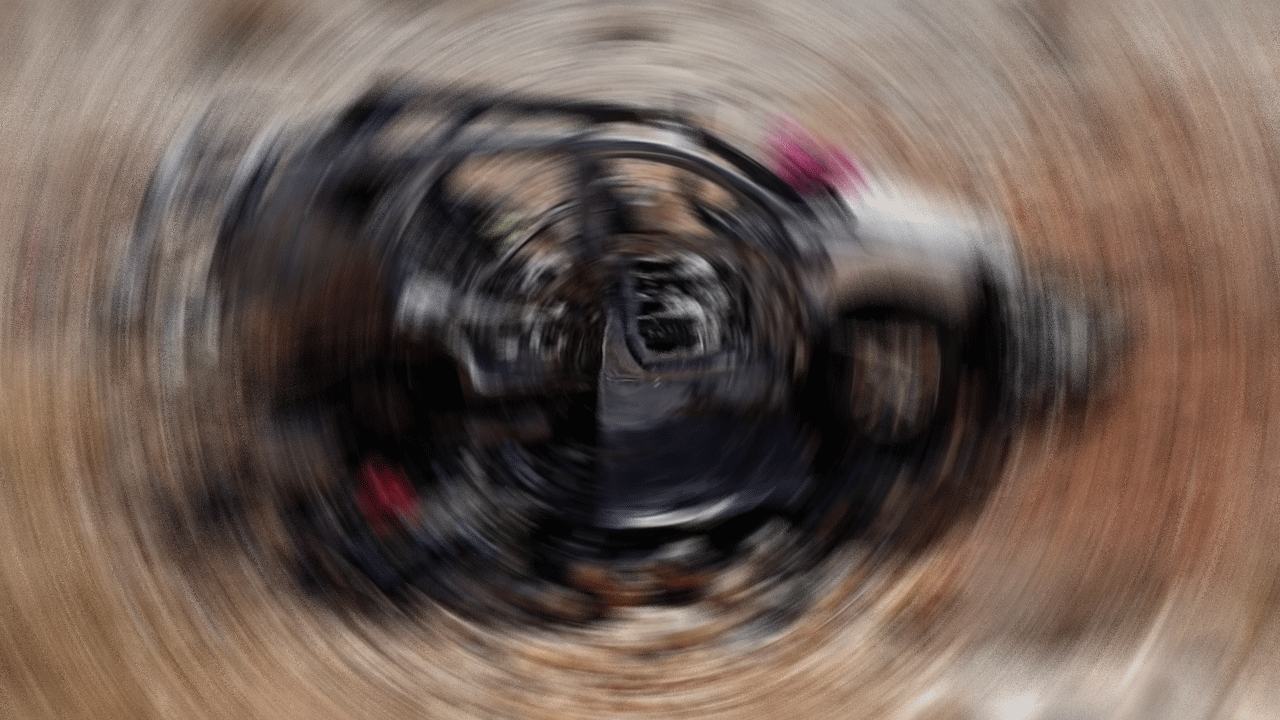 Araca saldıran İsrail kardeşleri katletti!