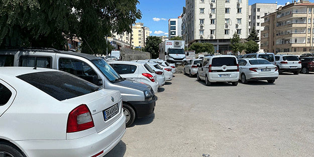 Aracı olanlar oraya koşuyor! Deprem sonrası talep patlaması