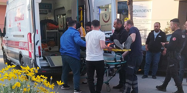 Aracın açılan kapısına çarpan bisikletli yaralandı