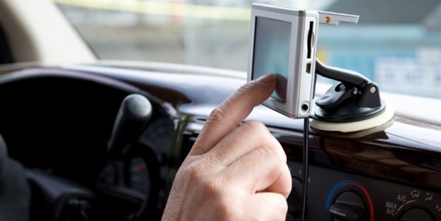 Aracında bu cihaz olan yandı!