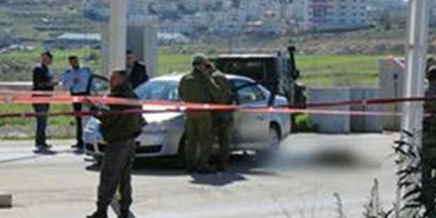 Aracını işgalci İsraillilerin üstüne sürdü