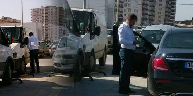 Aracını park ettikten sonra yaptığı şok etti!