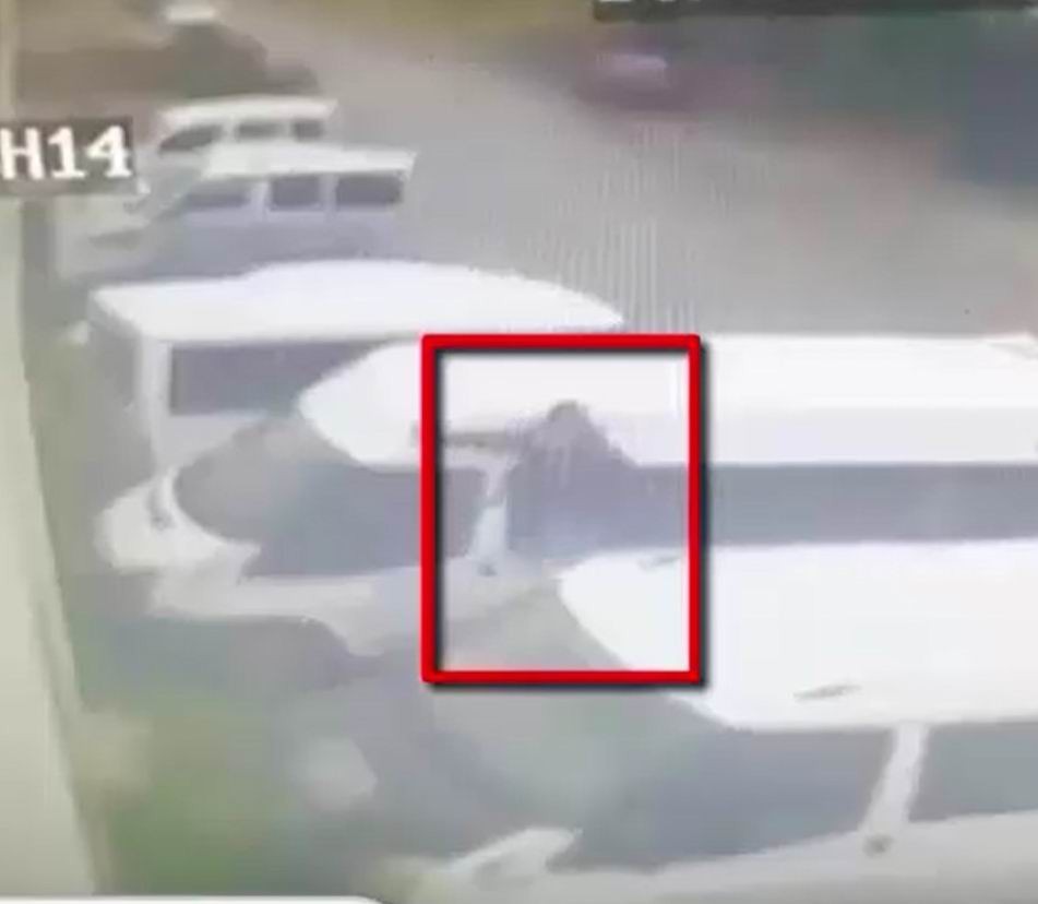Araçların camını kırıp hırsızlık yapan şahıs yakalandı 