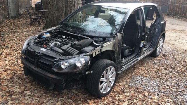 Araçlarını söken Volkswagen sahiplerine büyük şaşkınlık