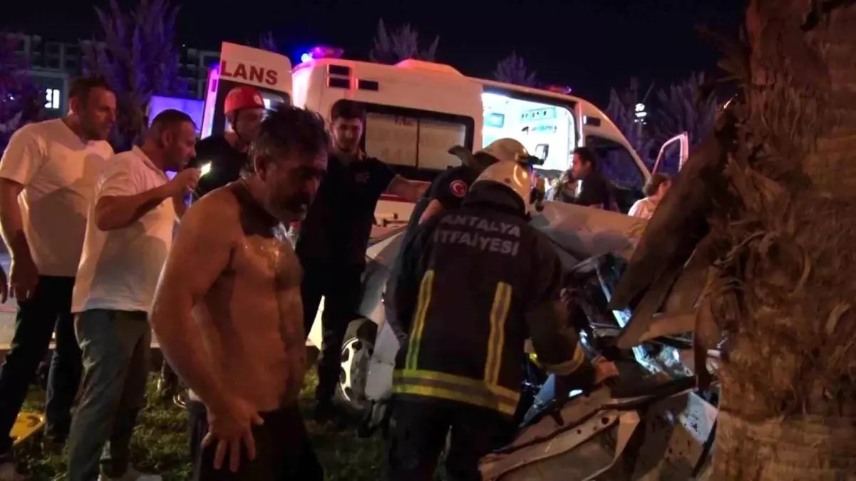 Araçta sıkışan çocuklarını kurtarmak için büyük mücadele! Baba o anları anlattı