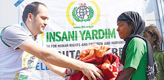 Arakan, İHH ile sevindi