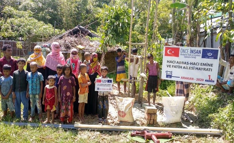 Arakanlılar'a su kuyularıyla hayat vadediyorlar!