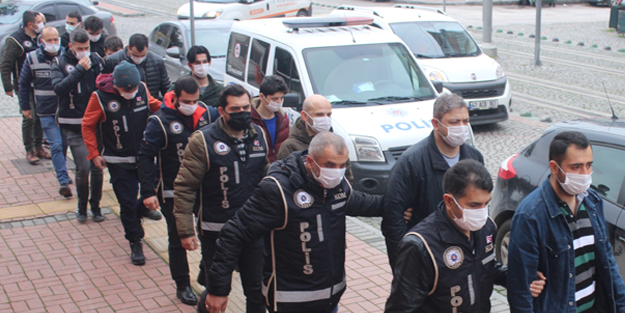 Aralarında eski askeri okul öğrencileri de var... 4 ilde FETÖ operasyonu