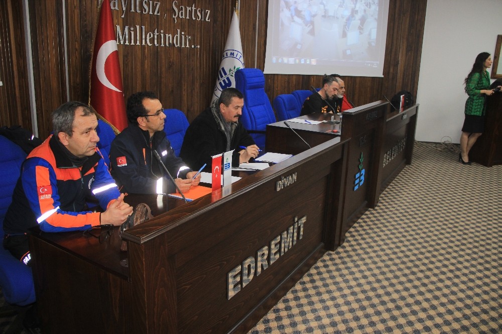 Arama kurtarma ekibi kurmak için bir araya geldiler 