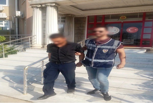 Aranan yankesiciler suçüstü yakalandı 