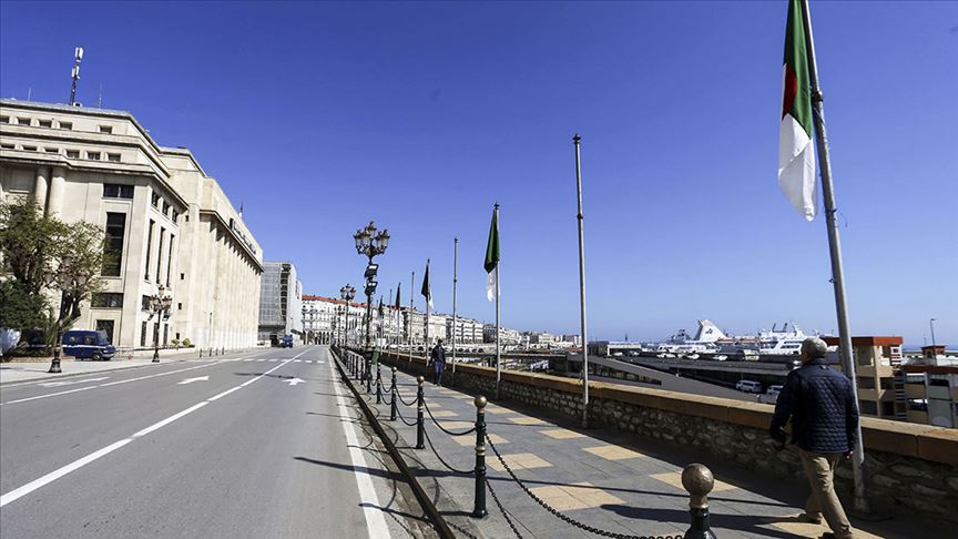 Arap ülkelerinde Kovid-19 kaynaklı ölümler ve vaka sayıları arttı