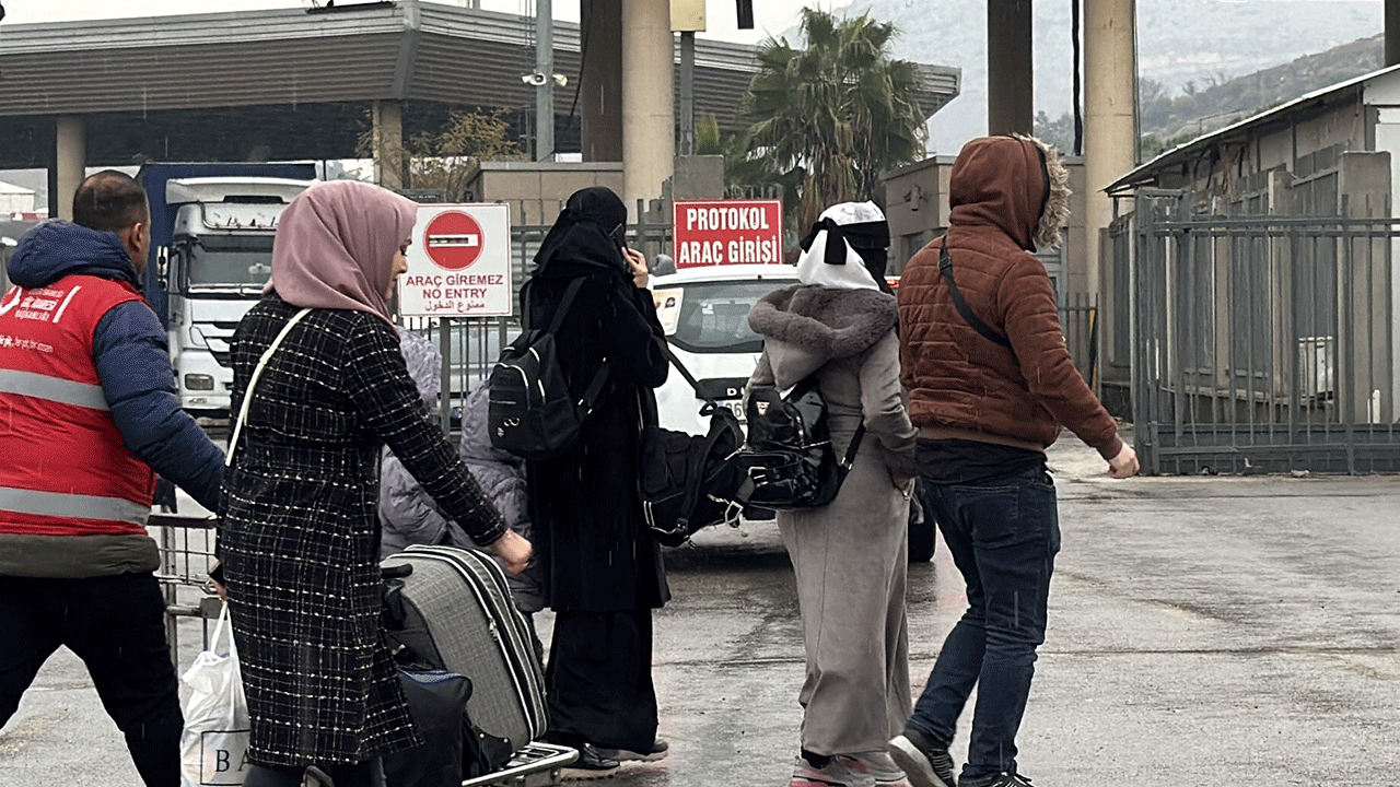 "Araplar bizi dışladı, Türkler sahip çıktı"