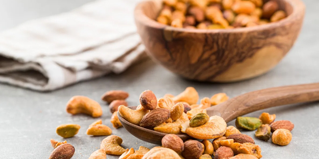 Araştırıldı! 6 besin hastalıkları önlüyor! Çarpıcı besinler analizi: Sırrı bulundu, bir avuç kafi...