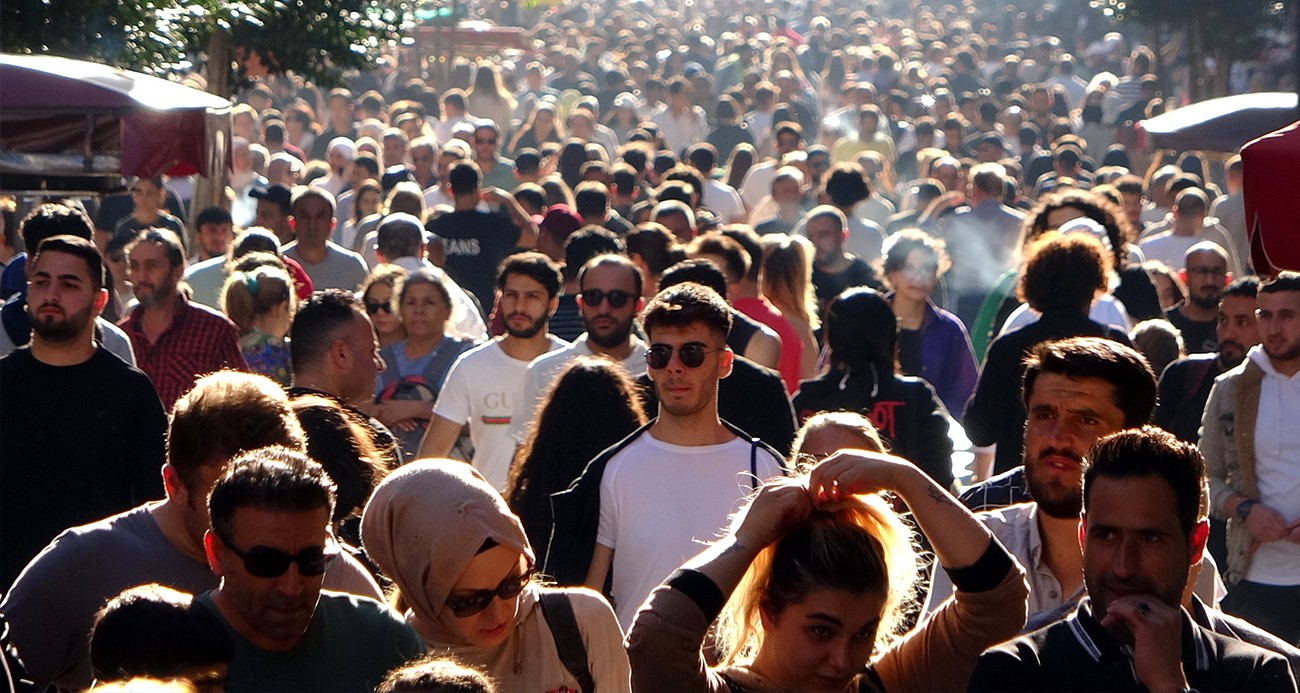 Araştırmalara göre Türkiye’nin yüzde 52,7’si mutlu