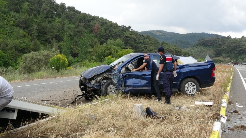Arazi aracı takla attı: 2 yaralı 