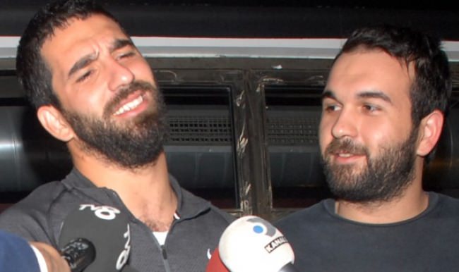 Arda Turan: Denemeden kıyafet alacak para yok