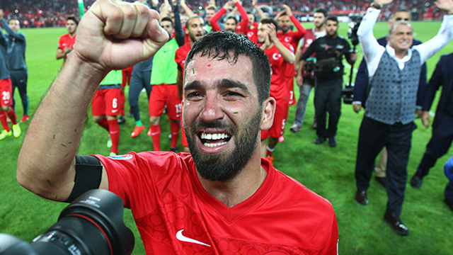 Arda Turan: Dualarınızı Eksik Etmeyin