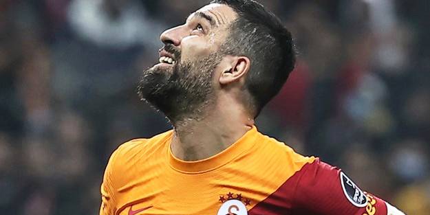 Arda Turan futbolu bırakıyor mu?