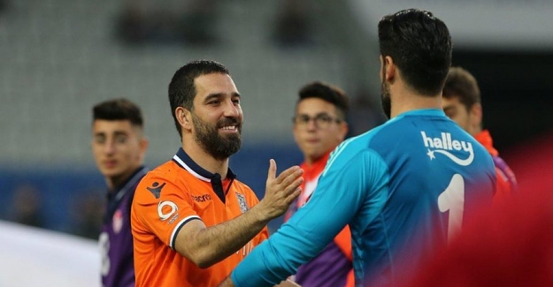 Arda Turan: Sadece şampiyonluğa kitlenirsek hata yaparız