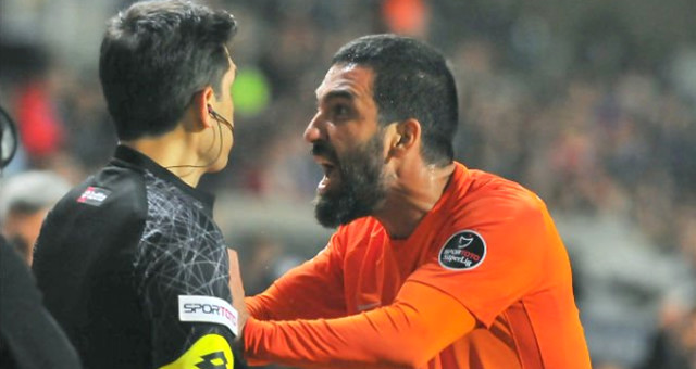 Arda Turan'a Başakşehir'den şok!