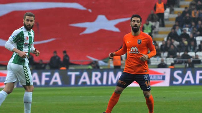 Arda Turan'a küfürlü saldırı