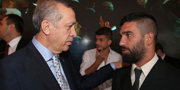 Arda Turan'dan Erdoğan'a destek
