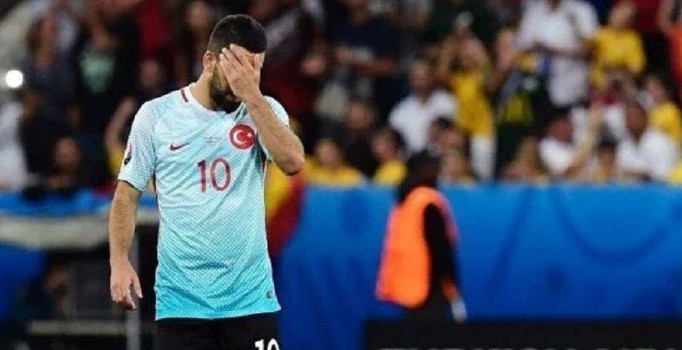 Arda Turan'dan eleştirilere ilk cevap geldi