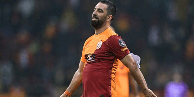 Arda Turan'dan göbek eleştirilerine yanıt