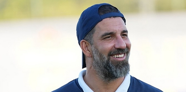 Arda Turan’dan tüm futbolseverleri şaşırtacak Fenerbahçe açıklaması geldi!
