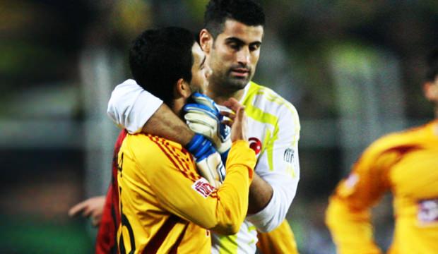 Arda Turan'dan Volkan Demirel'e: Sana karşı oynamak...