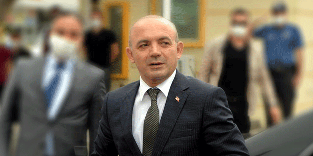 Ardahan Valisi Hüseyin Öner'den aşı çağrısı