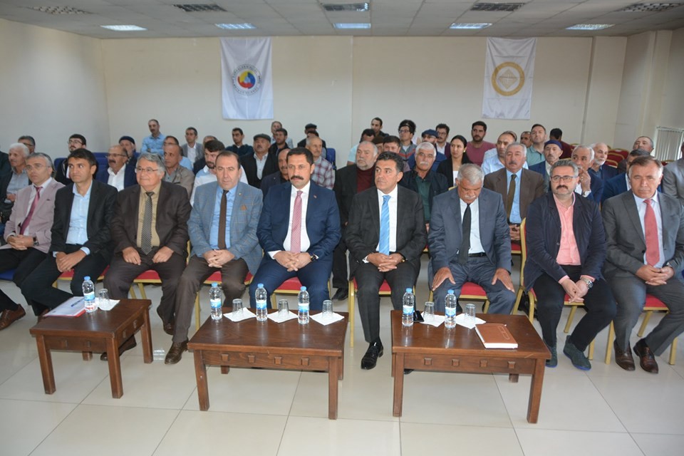 Ardahan’da ’APİTERAPİ’ Konferansı düzenlendi 