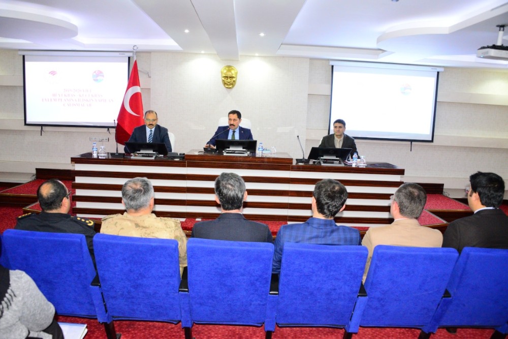 Ardahan’da Büyükbaş, Küçükbaş, Arıcılık ve Kaz Yetiştiriciliği Eylem Planı Değerlendirme toplantısı 