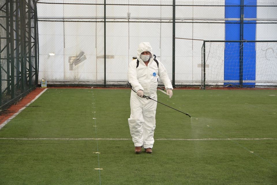 Ardahan’da Cuma namazı kılınacak alanlar dezenfekte edildi 