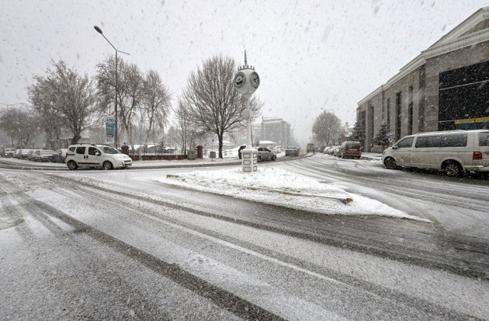Ardahan'da eğitime kar engeli