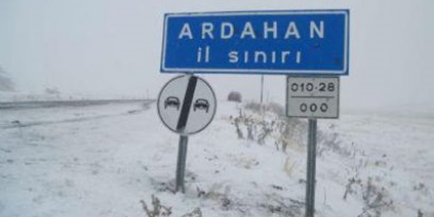 Ardahan'da yoğun kar yağışı