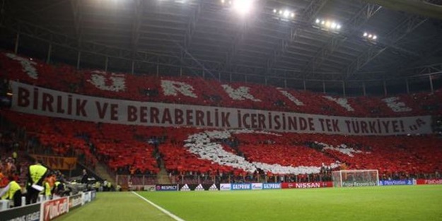 Arena'da duygulandıran koreografi